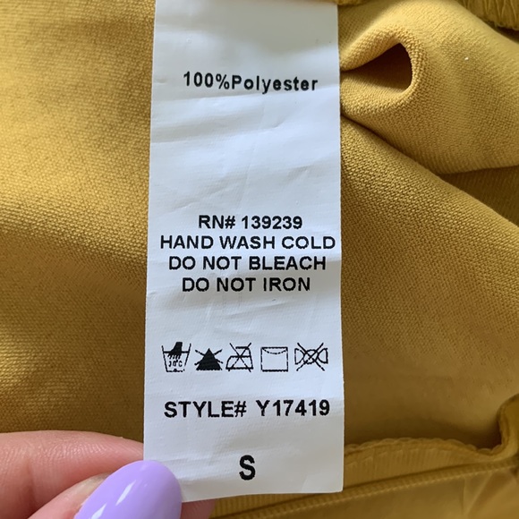 DO + BE Ruffle Wrap Romper / Size S - Picture 5 of 5